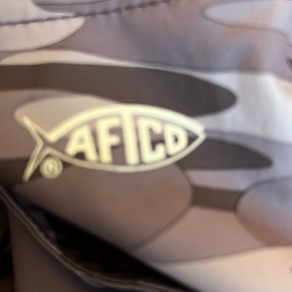 AFTCO MERCAM OUTDOOR TACKLE FISHING PURPLE CAMO SHORTS SIZE 6 - Picture 6 of 7